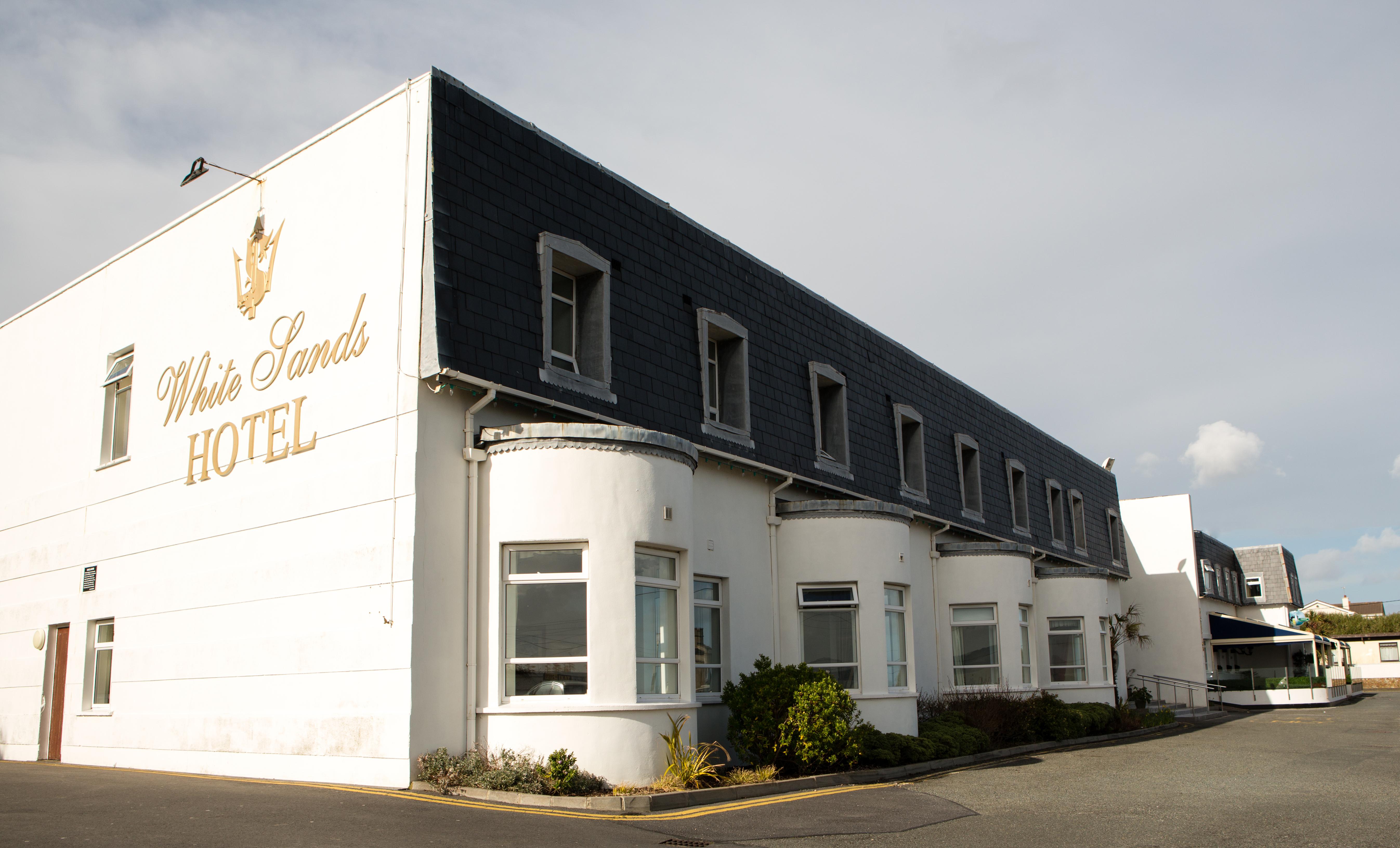 White Sands Hotel Портмарнък Екстериор снимка